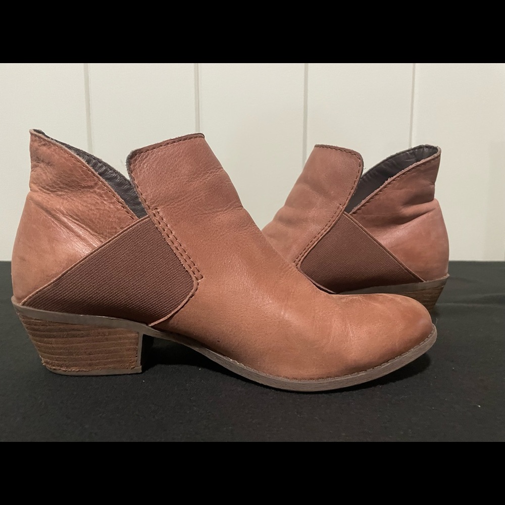 ME TOO ZARINA BOOTIES BY ADAM TUCKER